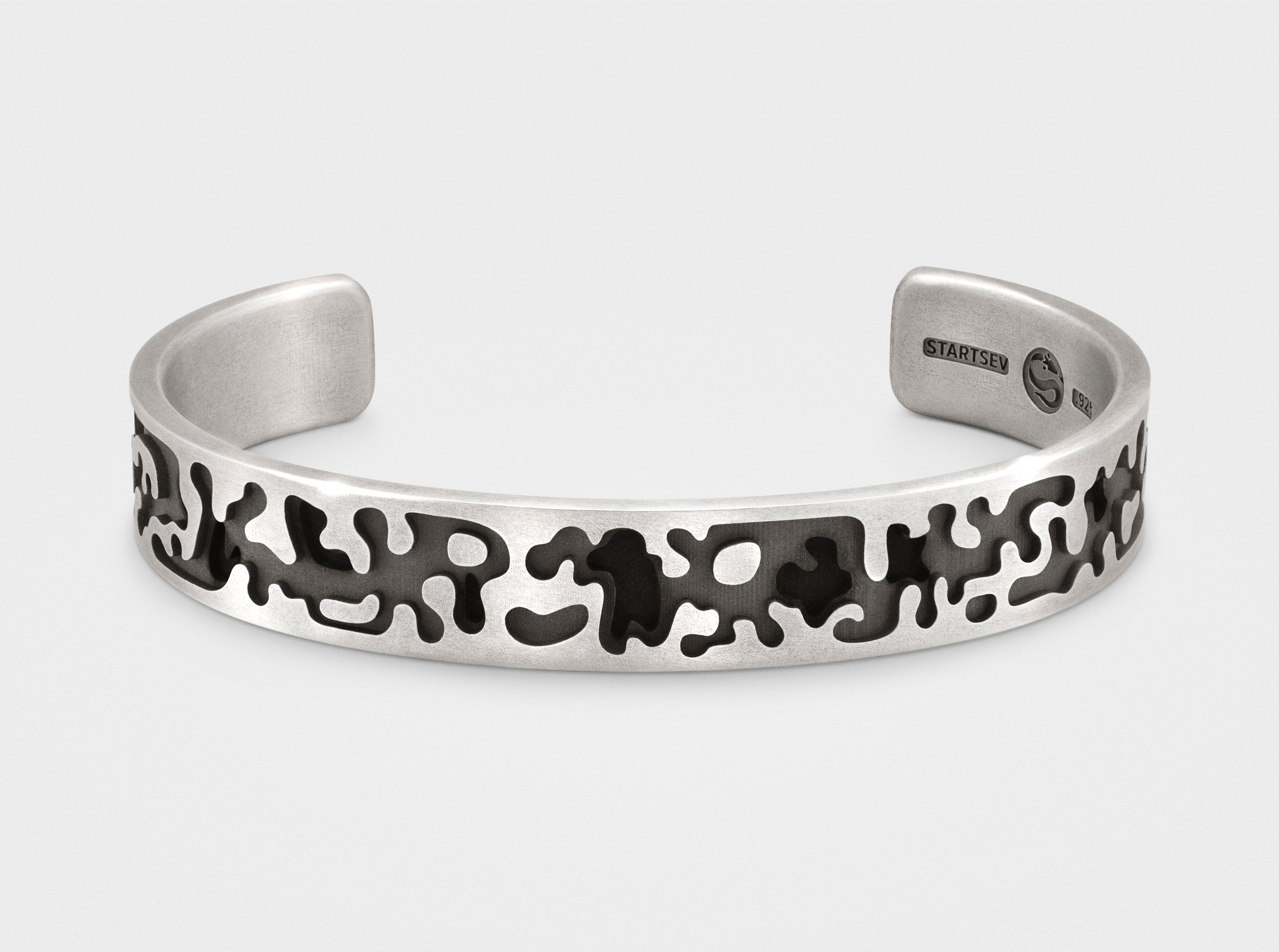 Camo Cuff Bracelet in Silver