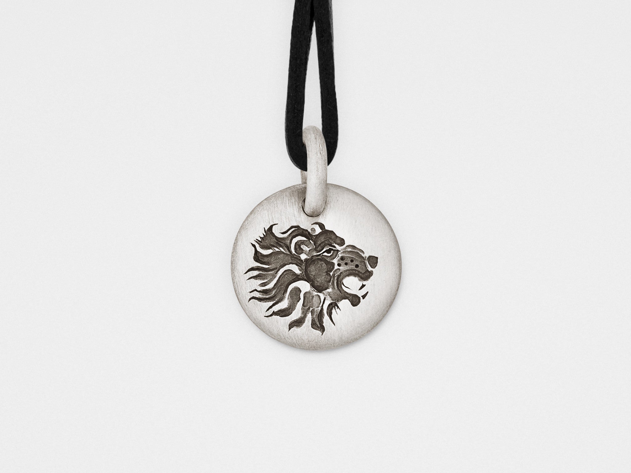 Lion Charm Pendant in Silver