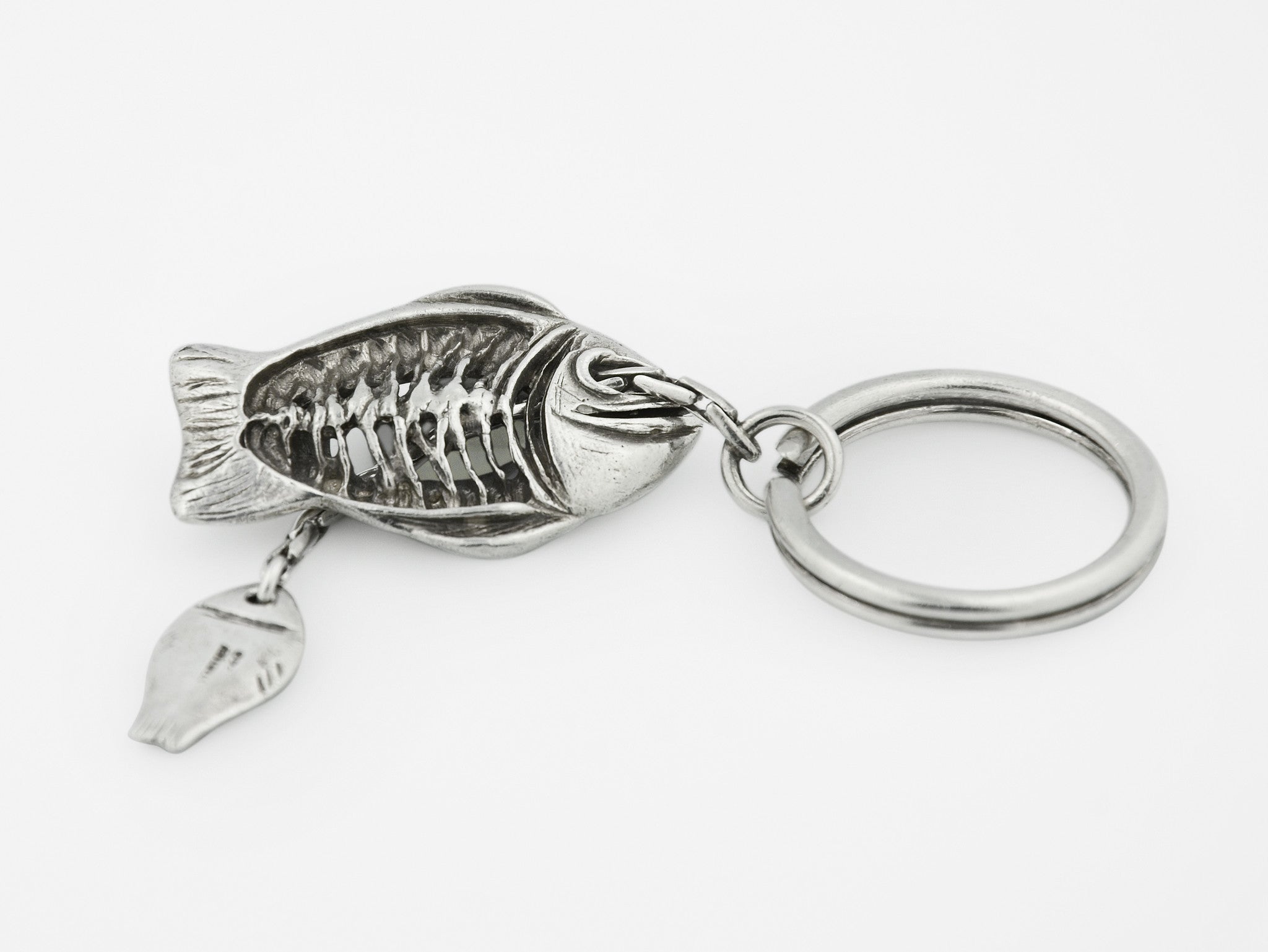 Big Fish Eat Little Fish Keychain in Silver